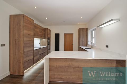 3 bedroom bungalow for sale, Reynards Place, Wootton, Isle of Wight