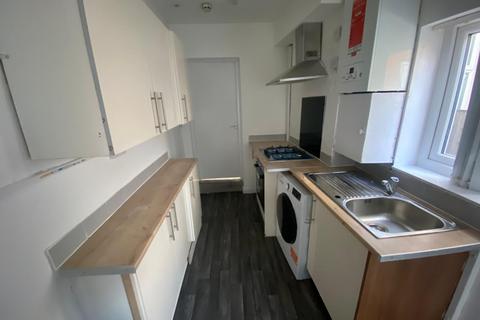 3 bedroom terraced house to rent, Wolverhampton WV1