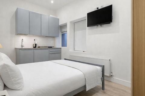 undefined, Oakley Avenue, London