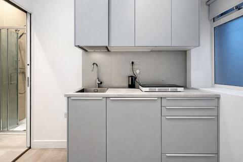 undefined, Oakley Avenue, London