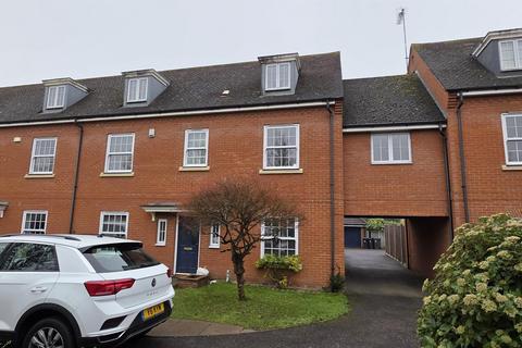 4 bedroom house to rent, Greenwich Way, Waltham Abbey
