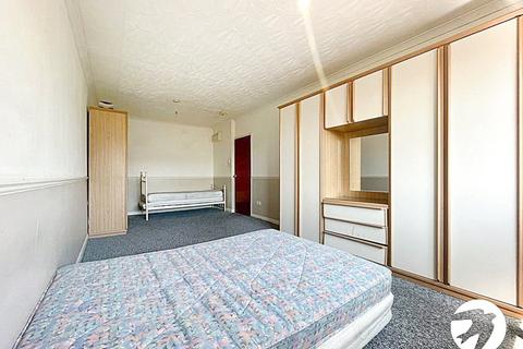 1 bedroom flat to rent, Schreiber Mews, Beresford Road, Gillingham, Kent, ME7