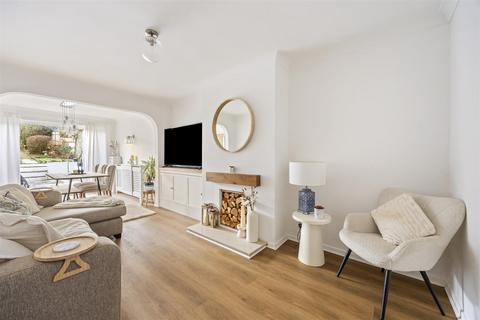 2 bedroom semi-detached bungalow for sale, Oakdene Crescent, Portslade, Brighton