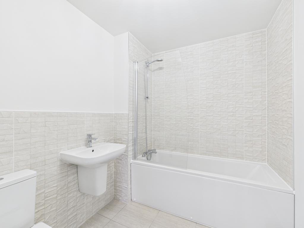 Annesley Family Bathroom