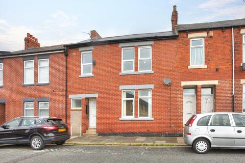 2 bedroom flat to rent, Ayton Street, Tyne and Wear NE6