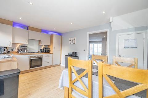 3 bedroom semi-detached house for sale, Central Boulevard, Aylesham, Canterbury, Kent, CT3