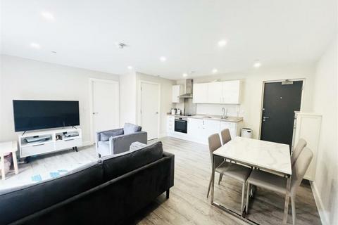 2 bedroom flat for sale, Stonegate Road, Leeds, LS6