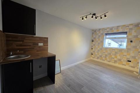 undefined, Ash Road, Aldershot