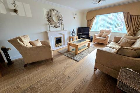 4 bedroom detached house for sale, Y Llanerch, Pontlliw, Swansea, City And County of Swansea.