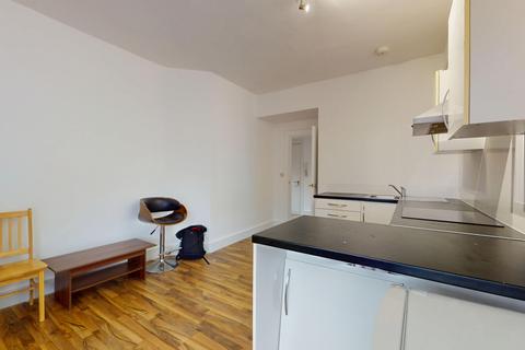 1 bedroom flat to rent, Hillside House, 2 Friern Park, London, N12