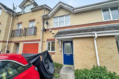 2 bedroom house to rent, Chaucer Way, Slough, Berkshire, SL1