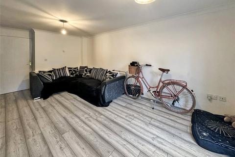 2 bedroom house to rent, Chaucer Way, Slough, Berkshire, SL1