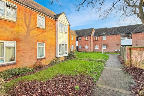 1 bedroom ground floor flat for sale, Wilkin Court, Colchester, CO3