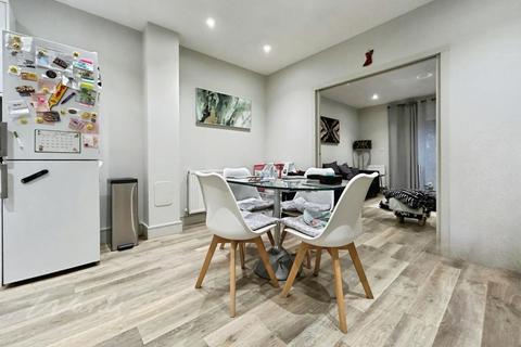 3 bedroom terraced house to rent, Pembury Road Tonbridge TN9