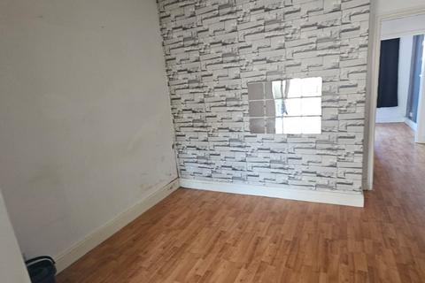 1 bedroom apartment to rent, Alloa Road, Ilford IG3