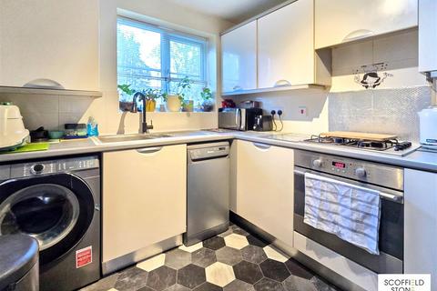 3 bedroom semi-detached house for sale, College Green Walk, Mickleover, Derby