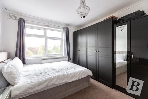 5 bedroom end of terrace house for sale, Jarrow Road, Romford RM6