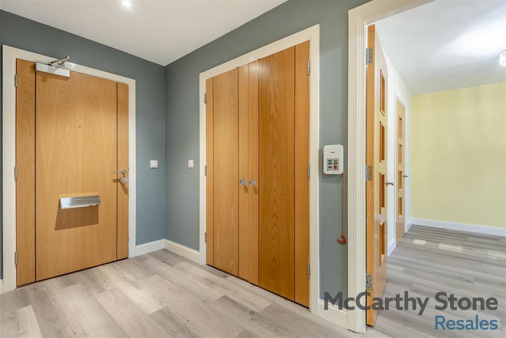 8673673-interior20.jpg
