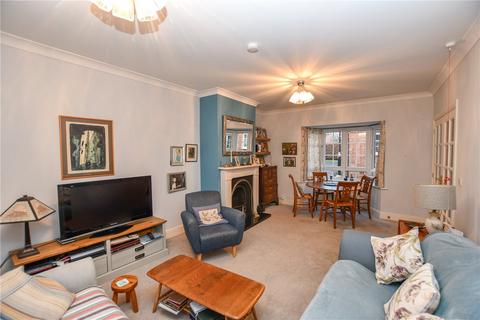 2 bedroom retirement property for sale, Harding Place, Berkshire RG40