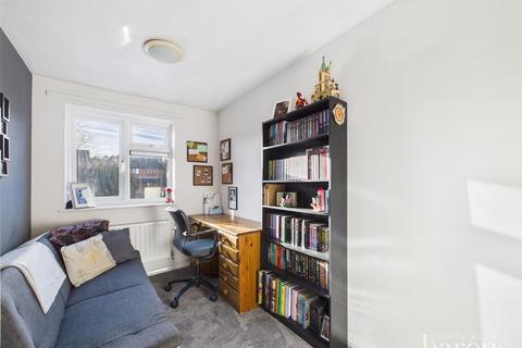 undefined, Balmoral Way, Basingstoke RG22