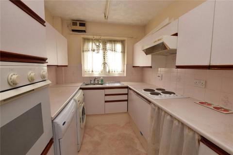 2 bedroom apartment for sale, Cunningham Close, Chadwell Heath RM6