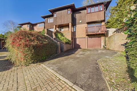 undefined, Brickfields Close, Basingstoke RG24