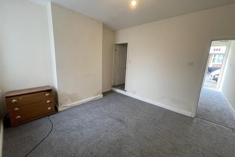 3 bedroom terraced house to rent, 252 Hordern RoadWolverhamptonWest Midlands