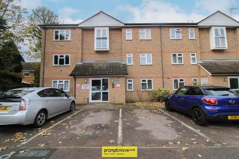 undefined, Quilter Close Luton LU3 2LL