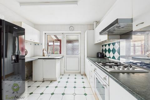 3 bedroom end of terrace house for sale, Carton Close, Rochester, ME1 2QF