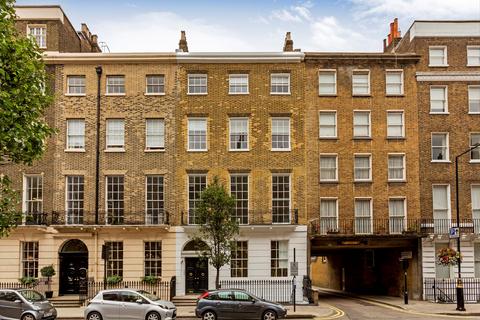 1 bedroom flat to rent, Harley Street, Marylebone, London, W1G