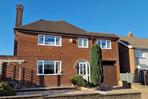 undefined, Farm Close, Burton-on-Trent, DE13