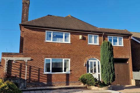 Farm Close, Burton-on-Trent, DE13
