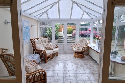 undefined, Farm Close, Burton-on-Trent, DE13