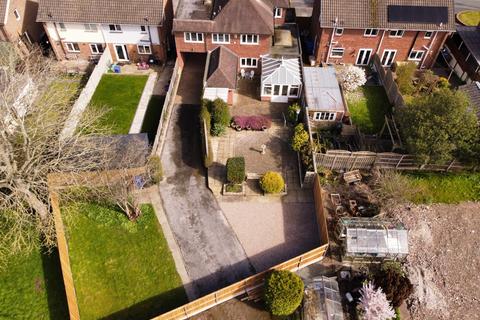 undefined, Farm Close, Burton-on-Trent, DE13