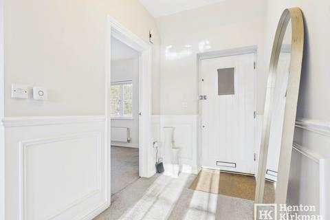 2 bedroom flat for sale, Basildon Road, Basildon