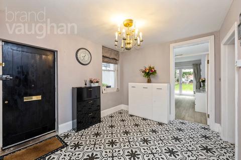 2 bedroom flat for sale, Cromwell Road, Hove, BN3