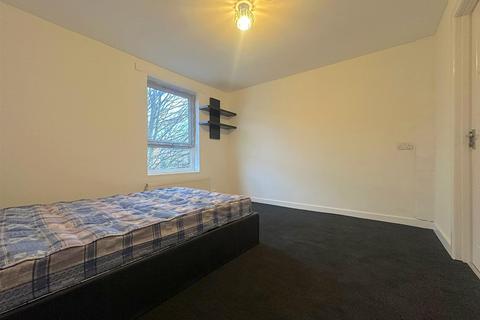 undefined, Juniper Way, Middlesex UB3