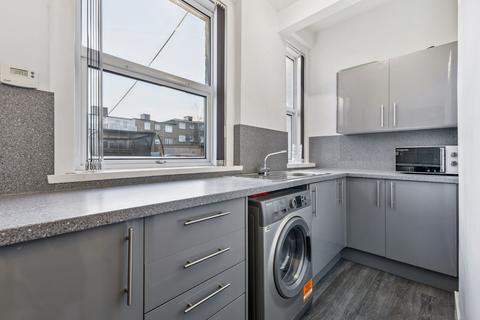 2 bedroom flat for sale, Lothian Street, Bonnyrigg, EH19