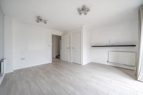 undefined, Buckingham Park,  Aylesbury,  HP19