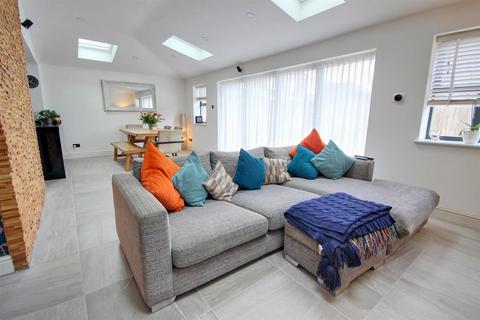 4 bedroom detached house for sale, The Haven, Walkington, Beverley