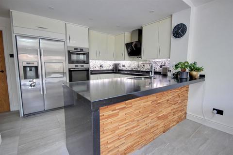 4 bedroom detached house for sale, The Haven, Walkington, Beverley