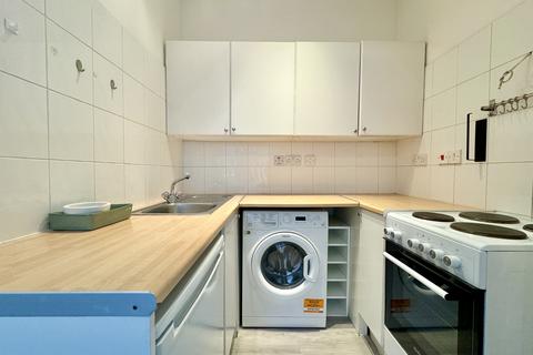 1 bedroom flat to rent, East End Road, London N2