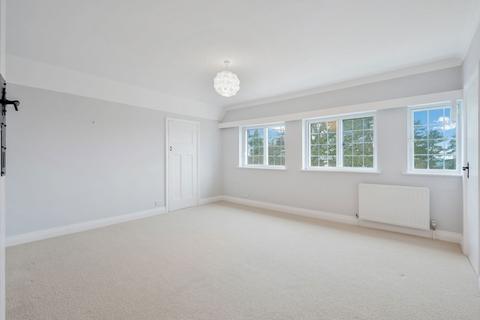 7 bedroom detached house for sale, Park View Road, Caterham CR3