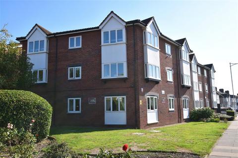 1 bedroom apartment for sale, Cunningham Close, Romford RM6