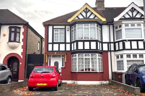3 bedroom terraced house for sale, Havering Gardens, Chadwell Heath RM6