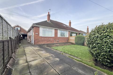 2 bedroom semi-detached bungalow for sale, Austhorpe Lane, Leeds