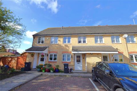 3 bedroom terraced house for sale, Westfield Gardens, Romford RM6