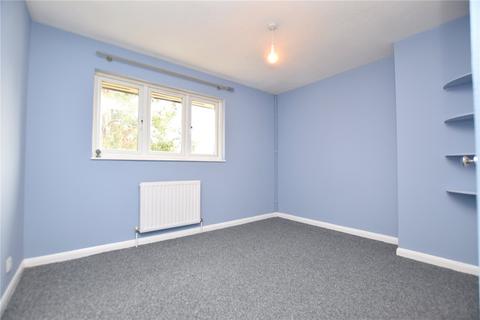 undefined, Fiennes Close, Dagenham RM8