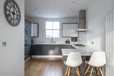 3 bedroom apartment for sale, Upper Tollington Park, Stroud Green, N4