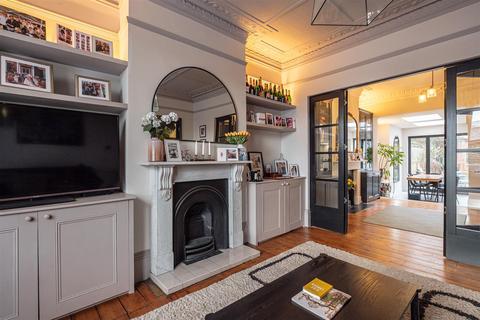 4 bedroom terraced house for sale, Upper Tollington Park, Stroud Green, N4